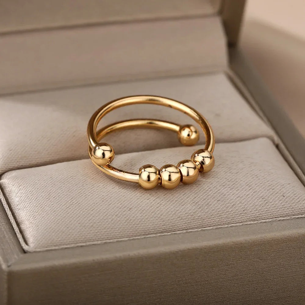 Velora Luxe Classic Gold Band Ring