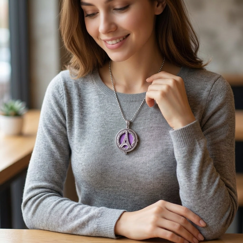 AromaTherapy Luxury Locket Necklace | Elegant Stress & Scent Solution