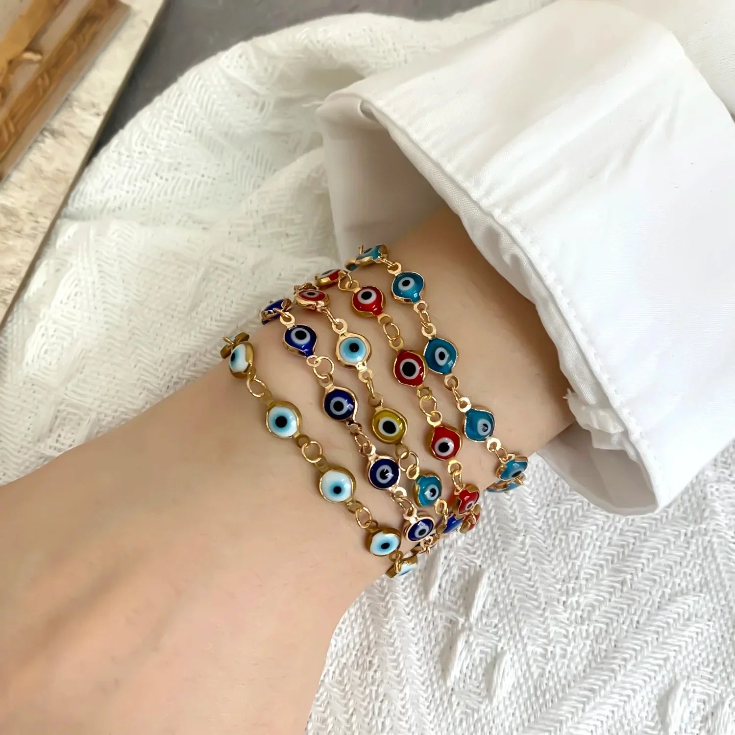 Velora Luxe Evil Eye Charm Bracelet Gold