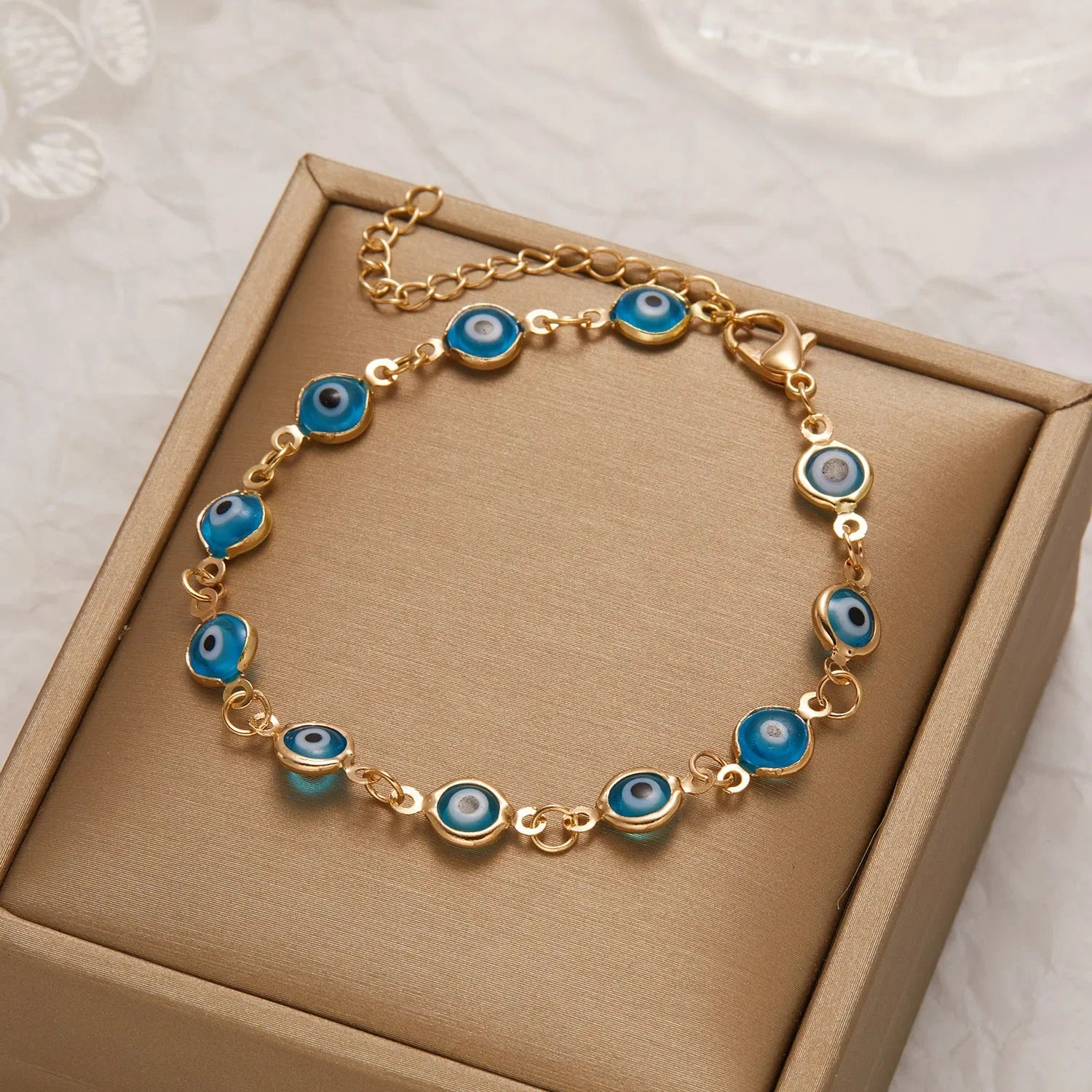 Velora Luxe Evil Eye Charm Bracelet Gold