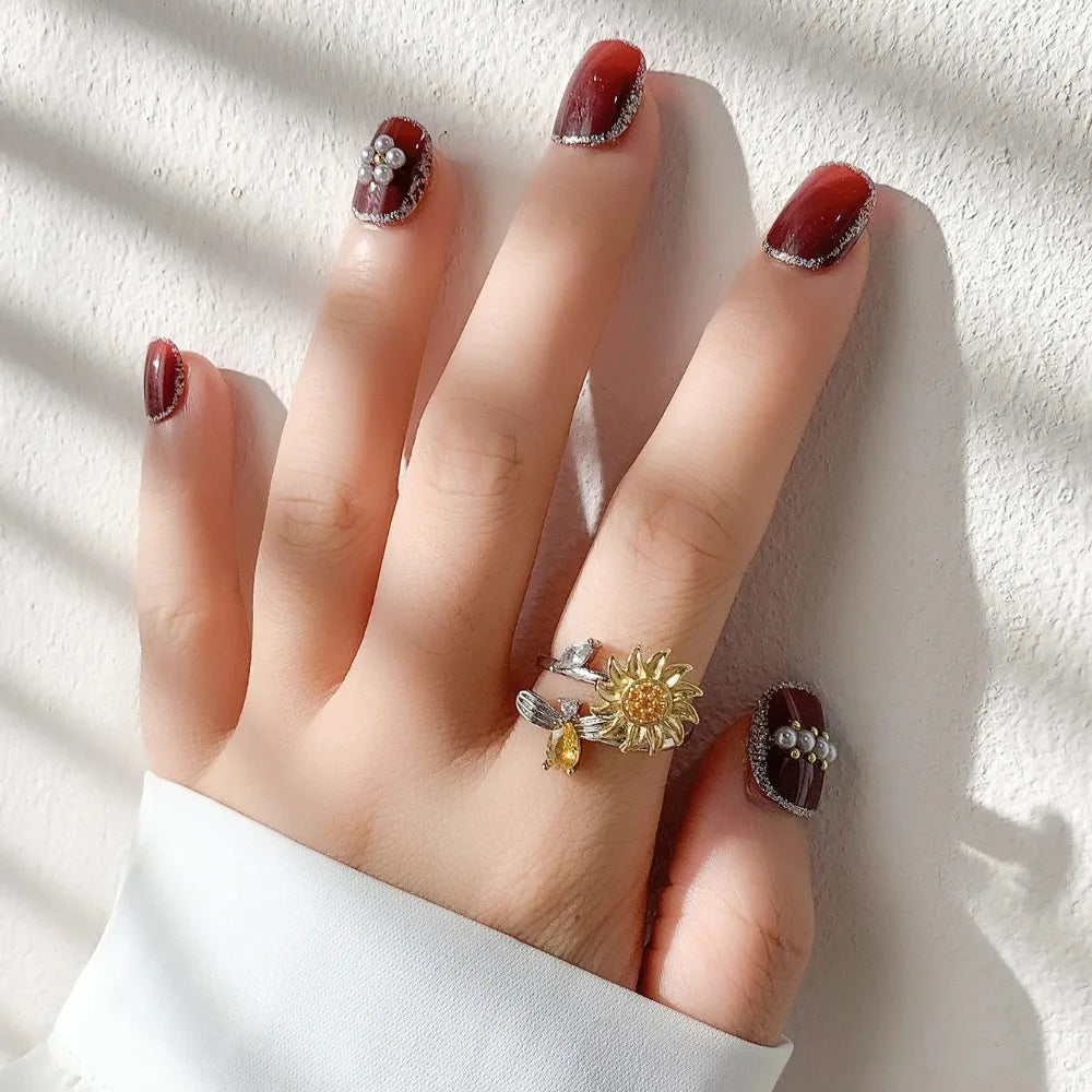 Velora Bloom Adjustable Zircon Flower Ring