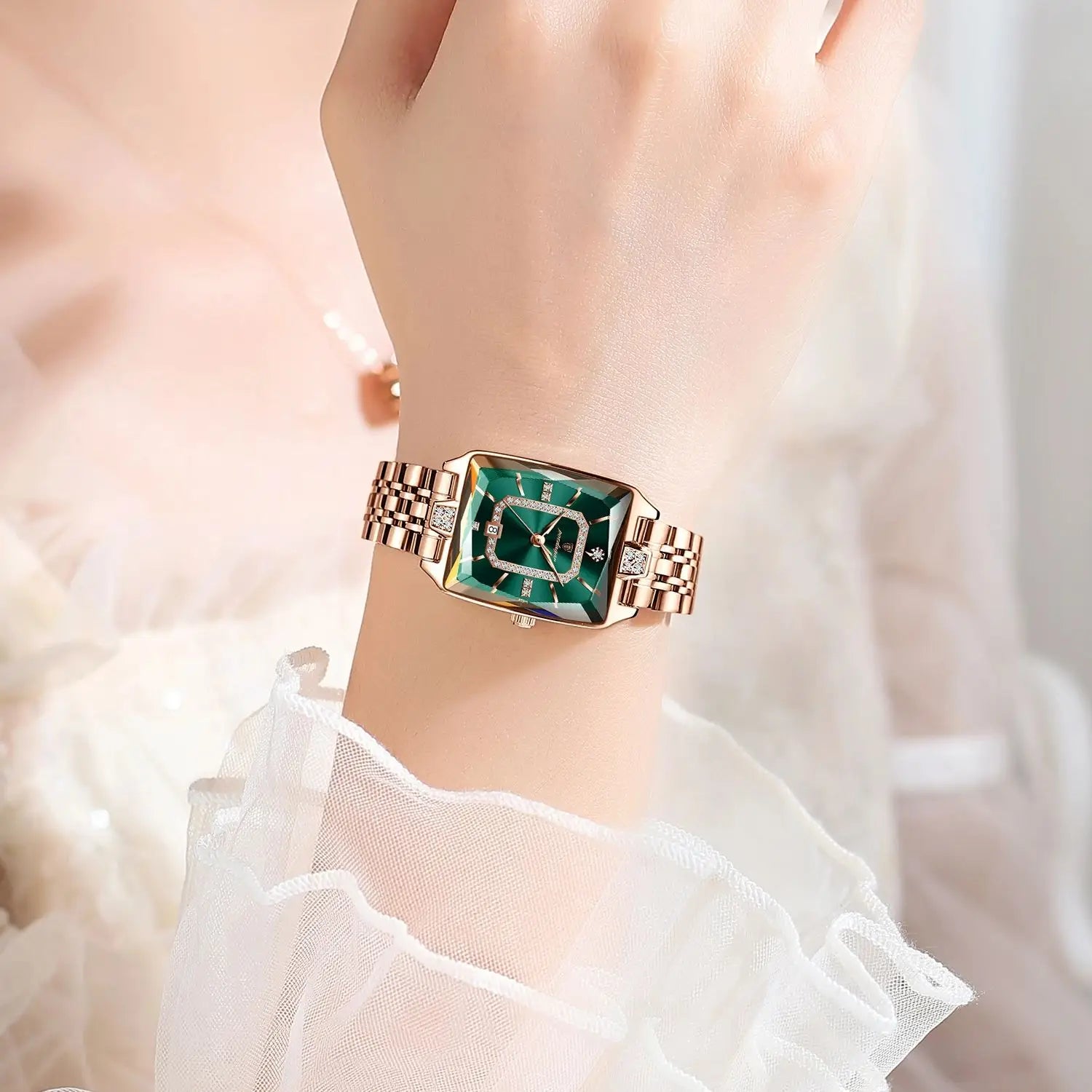 Velora Luxe Luxury Signature Watch Gold