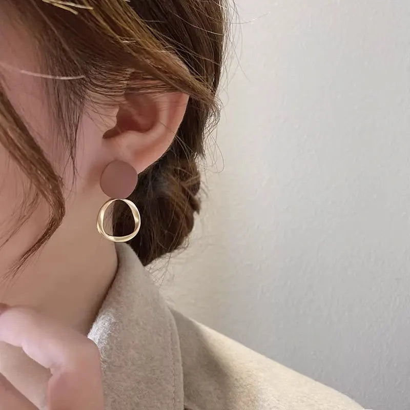 Velora Luxe Terra Geometric Earrings Modern Gold