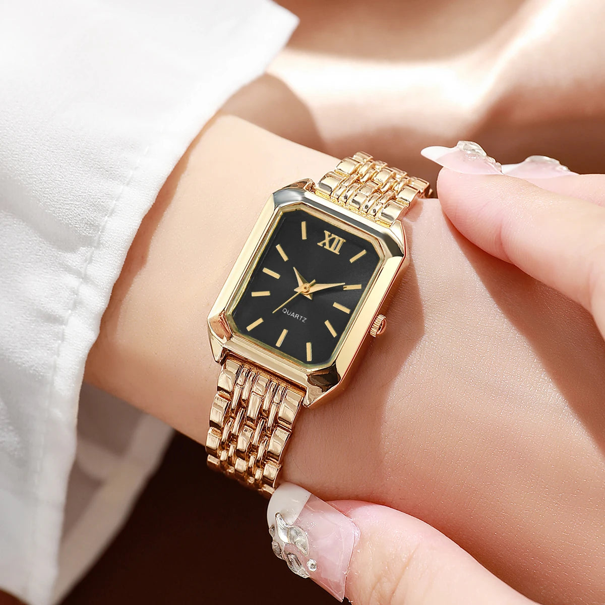 Velora Luxe Elegant Gold Watch Set with Bracelets