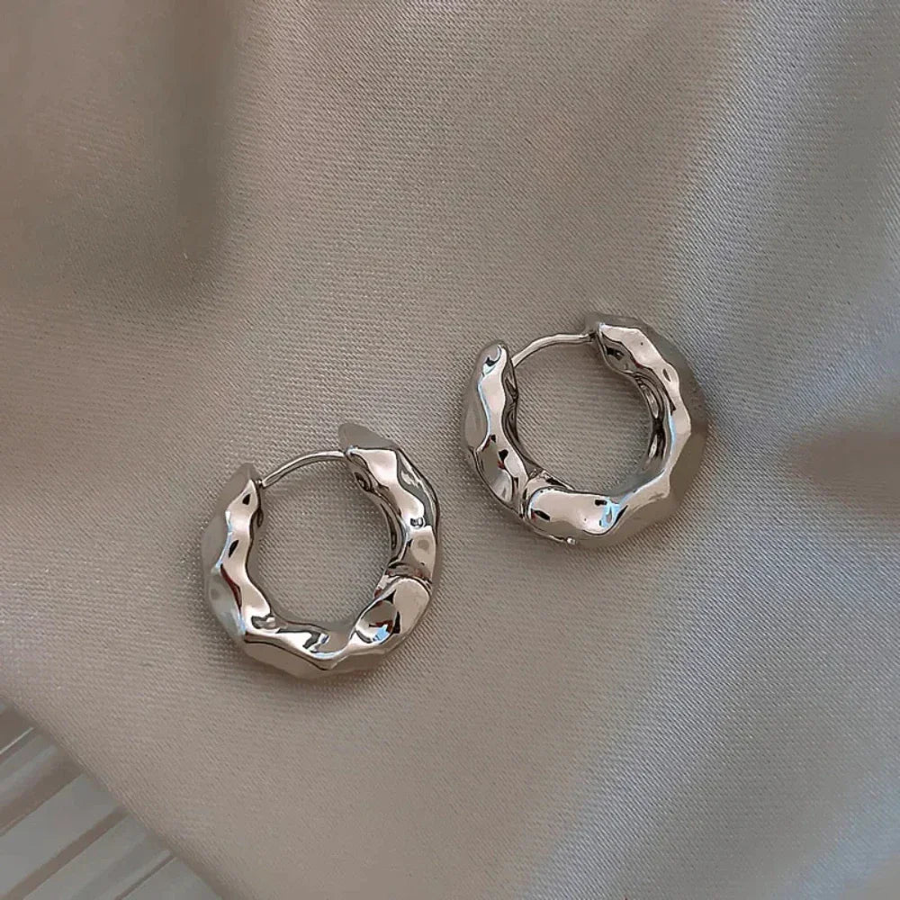 Velora Luxe Classic Gold Hoop Earrings