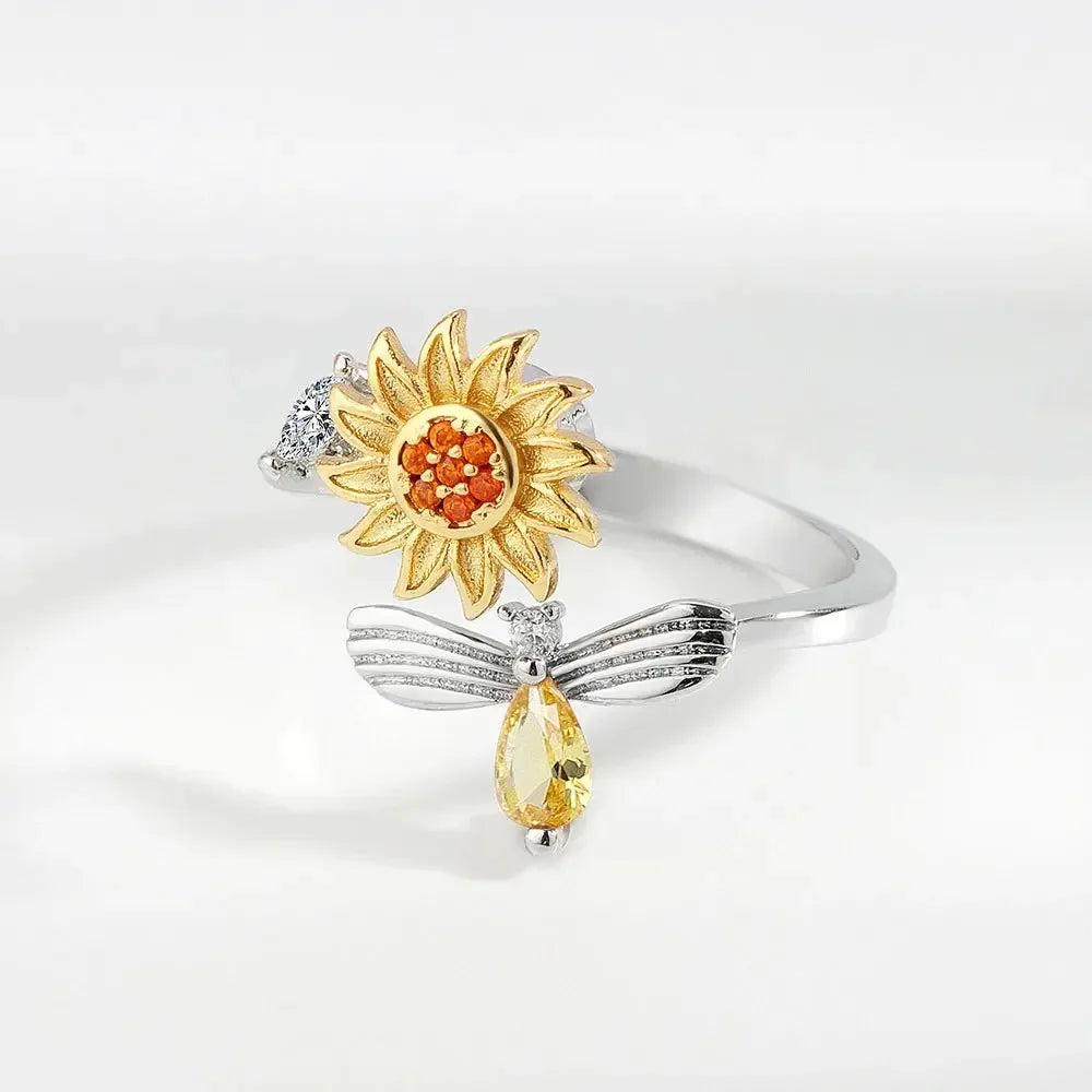 Velora Bloom Spin Ring - Adjustable Zircon Flower Ring